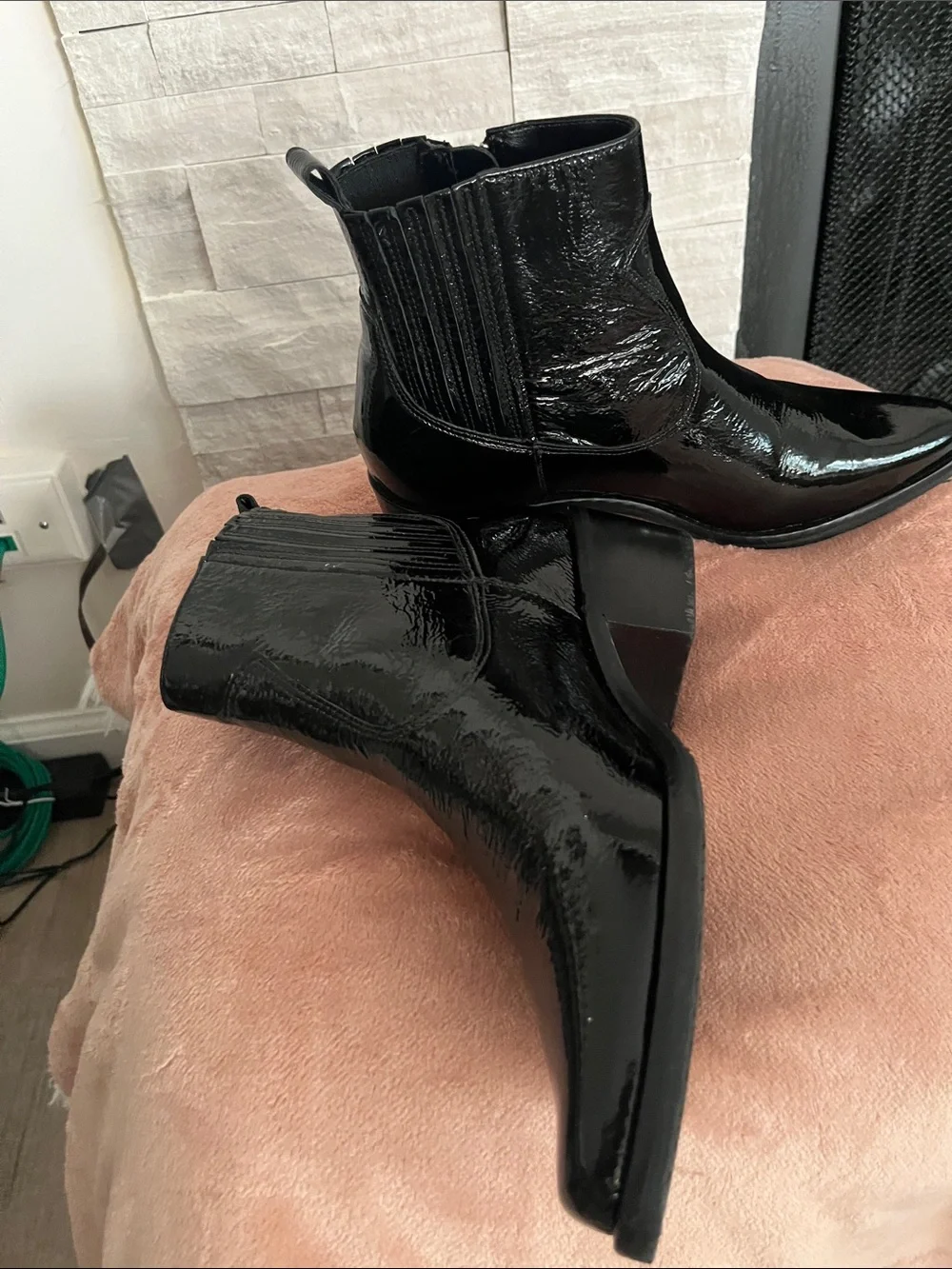 Donald J. Pliner Black Patent Ankle Boots for women size 7